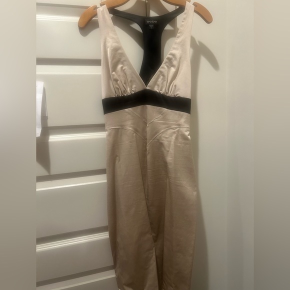 Bebe open back halter midi - Picture 2 of 6